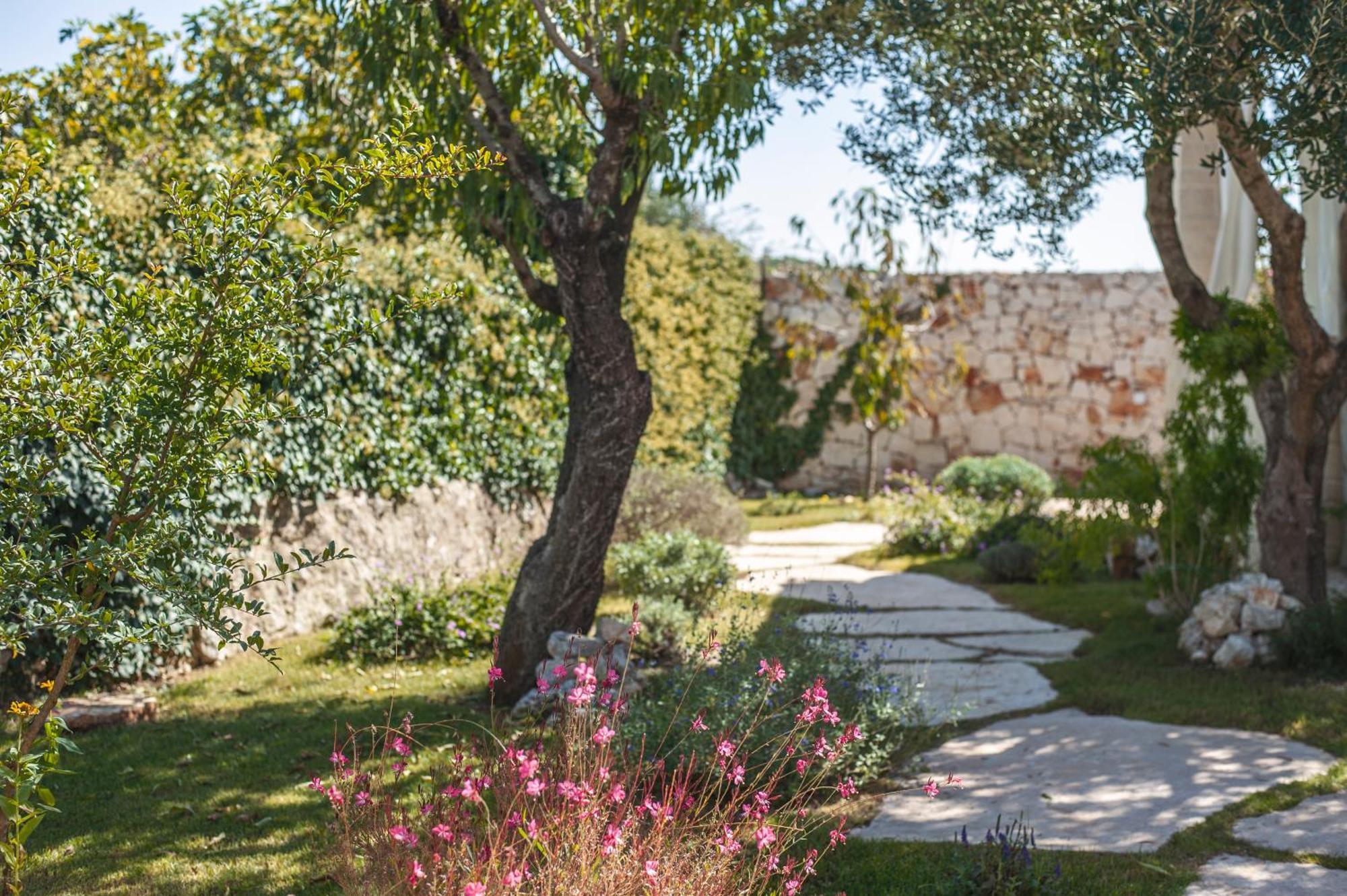 Dimora Il Mandorlo Hotel Ostuni Exterior photo
